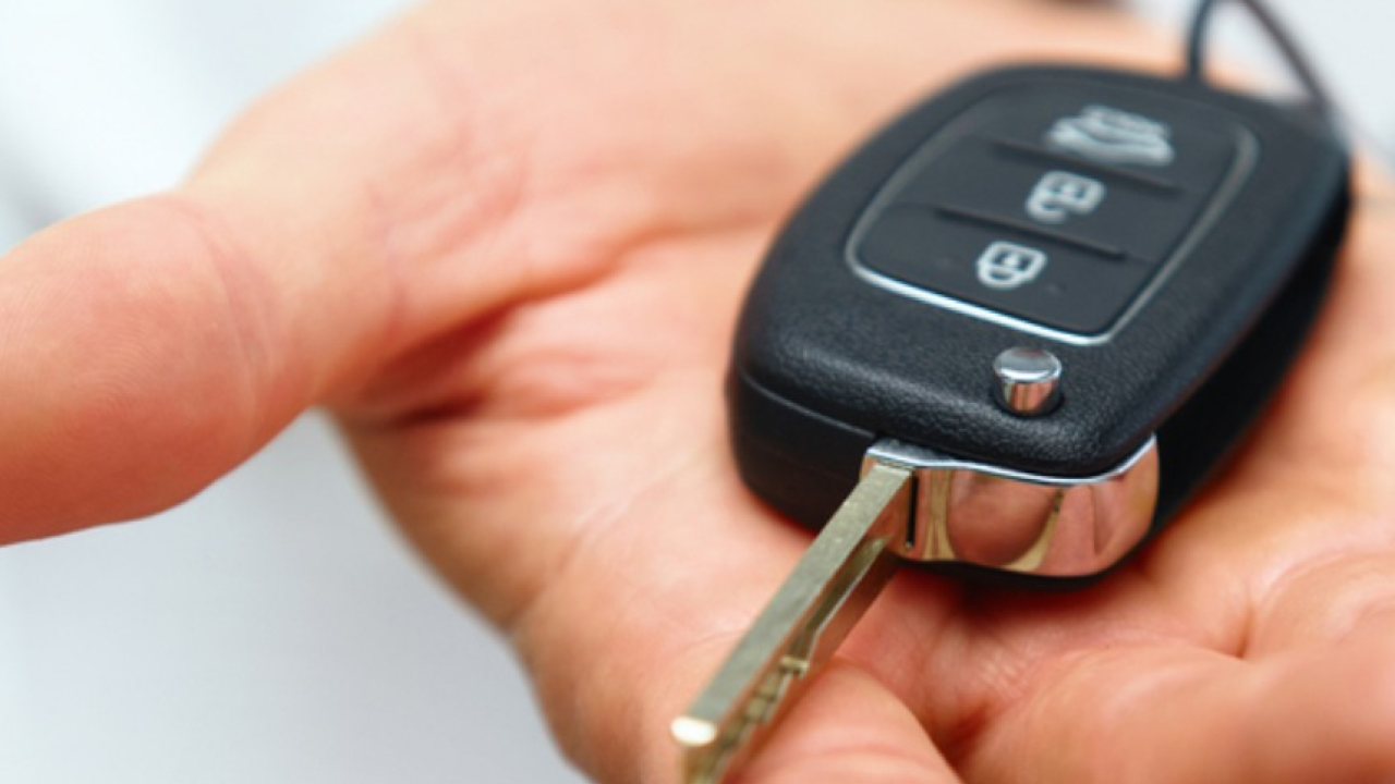 COCCINELLE RENT A CAR 