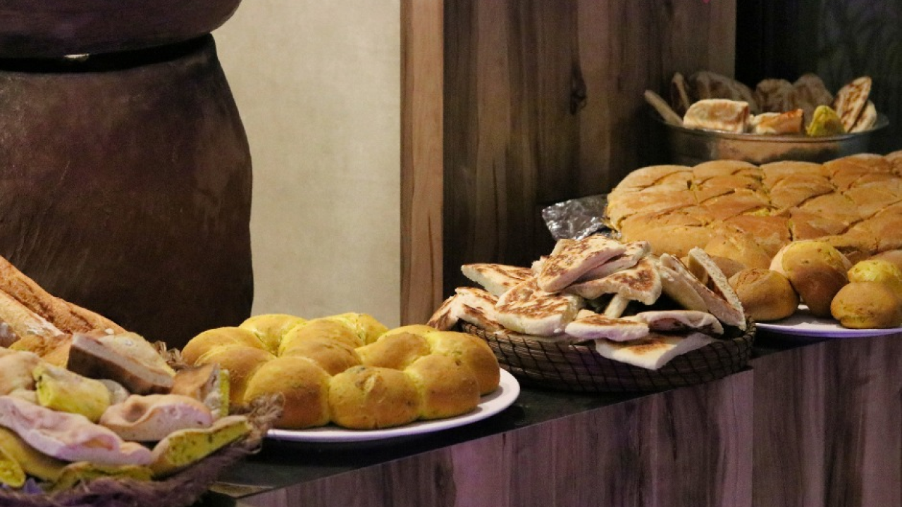 HOTEL ADAM RESTAURANT A LA CARTE FLAVOURS